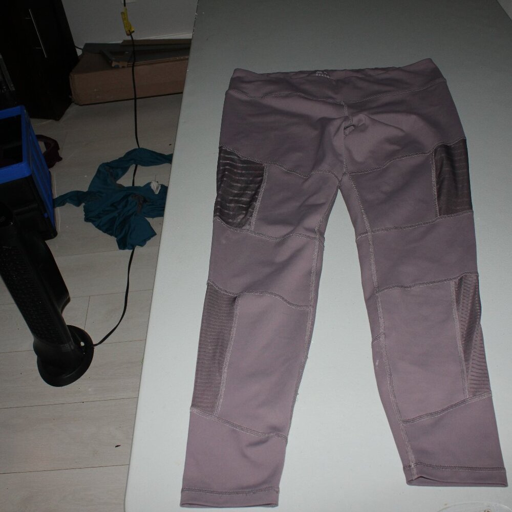 Reebok Athletic Pants Size XL
